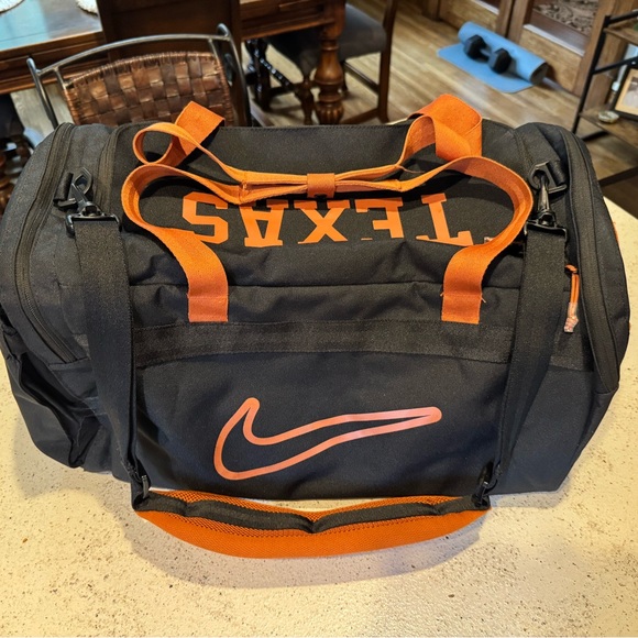 Texas Black and Orange Nike Gym Bag - Picture 3 of 4